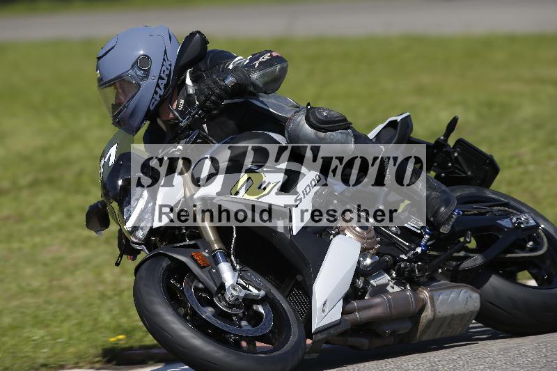 /Archiv-2024/29 12.06.2024 MOTO.CH Track Day ADR/Gruppe gelb/91